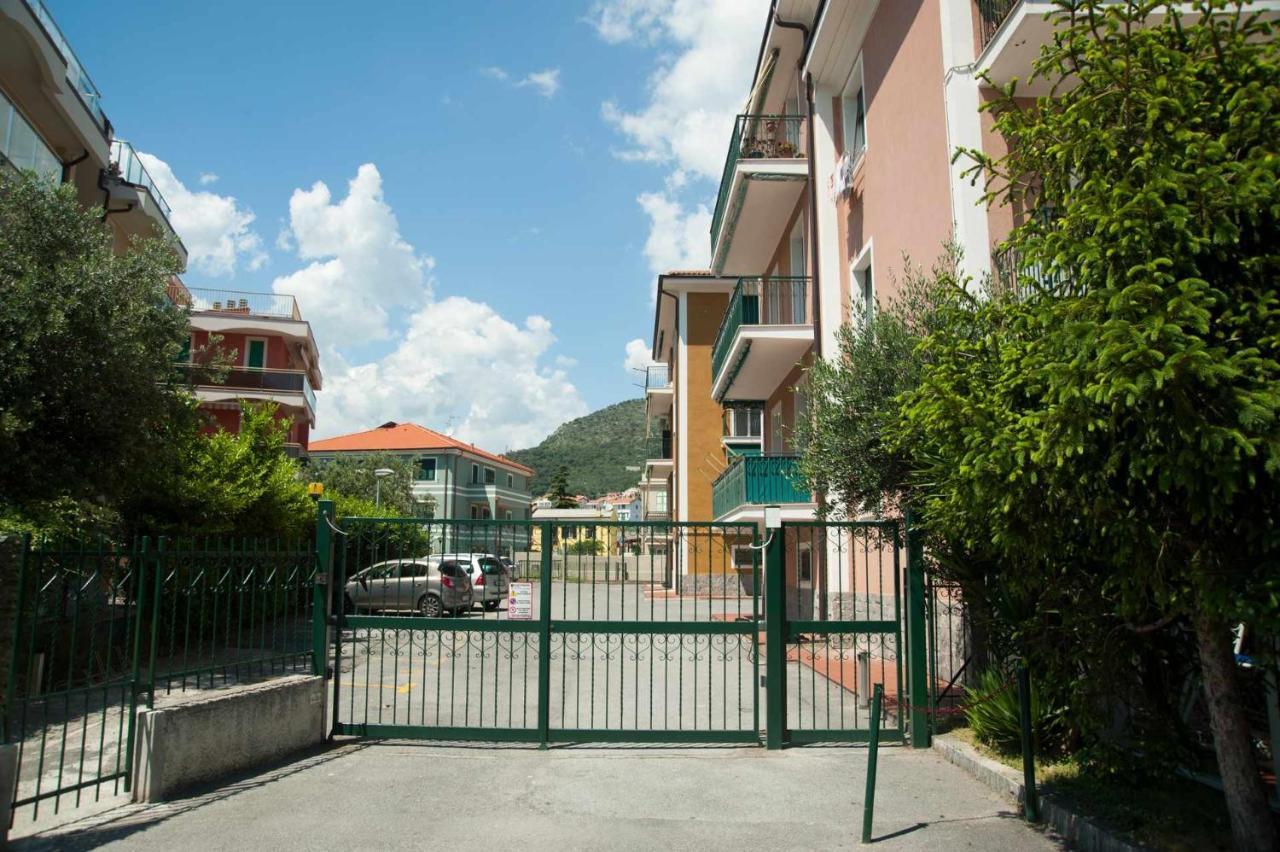 Cipriani 5 Rivieraholiday 皮特拉利古 外观 照片